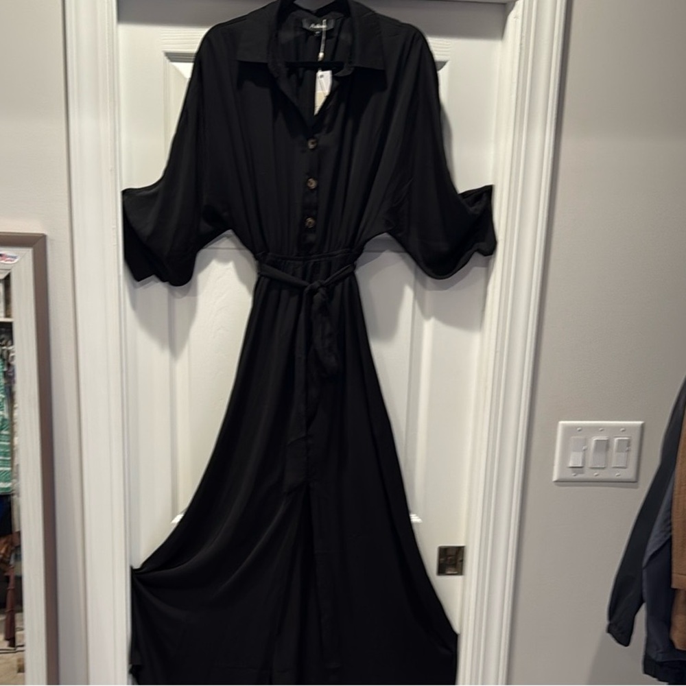 Bohme Aakaa Black Silky Short Maxi Dress